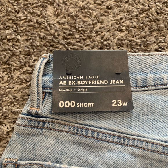 American Eagle Ex-Boyfriend Low Rise Strigid Jeans - Picture 11 of 11